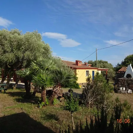 Alojamento de Turismo Rural Conca' E Janas