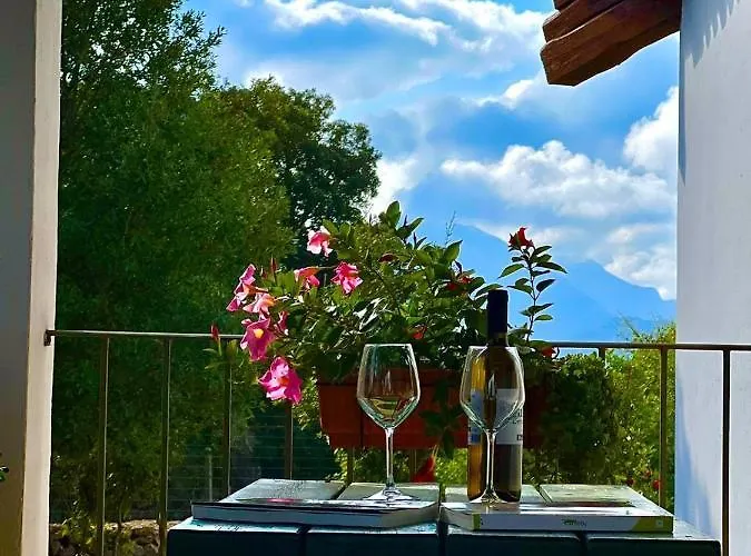 Alojamento de Turismo Rural Conca' E Janas